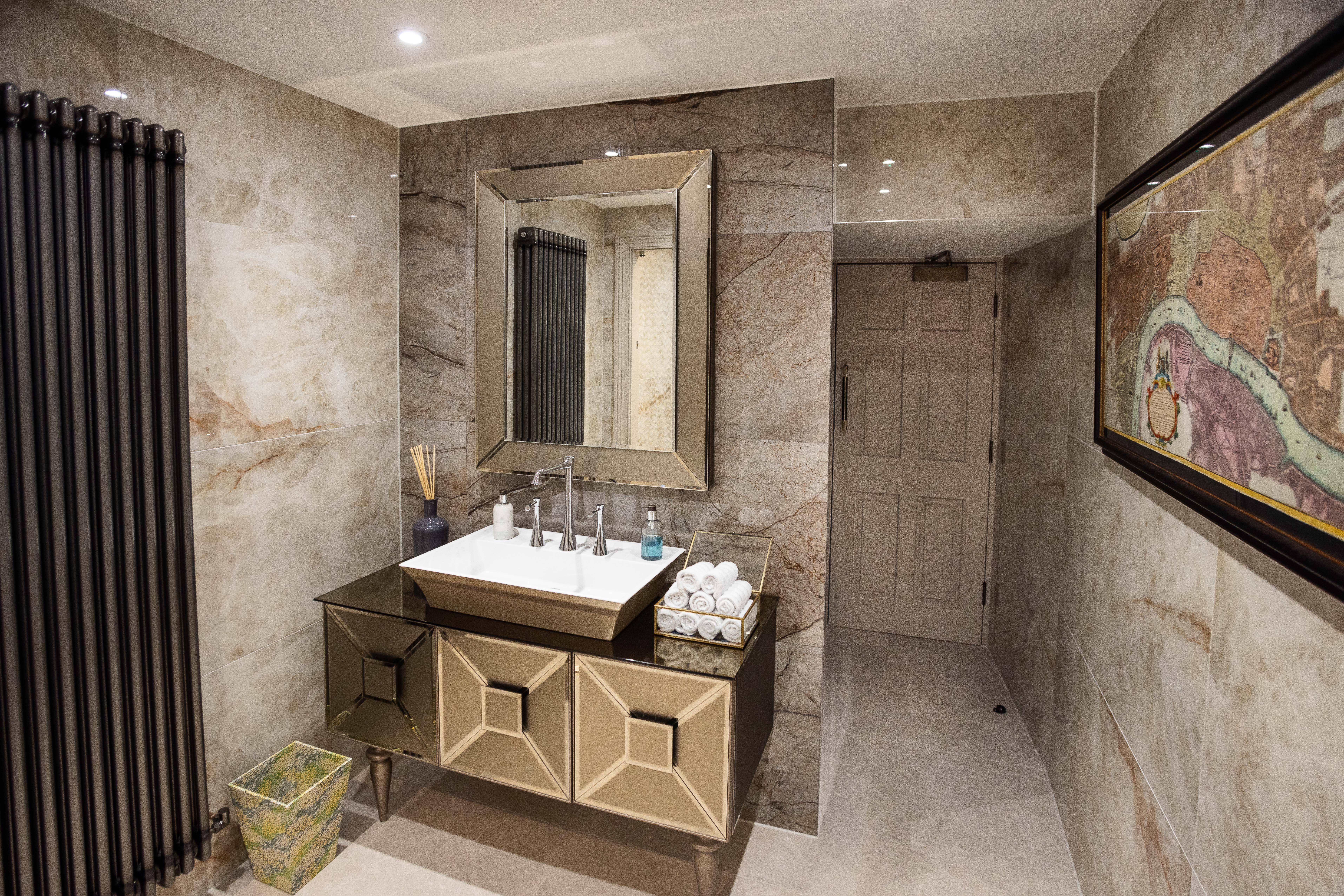 Aynsome Manor 3*