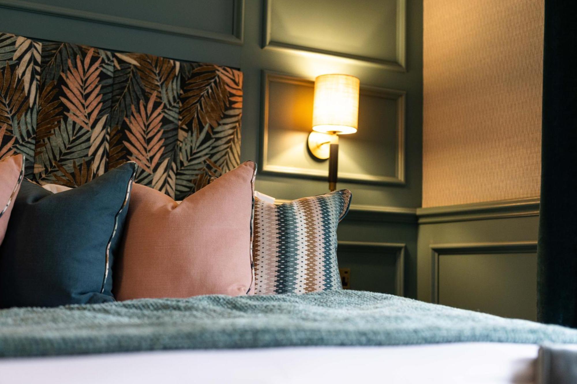 Aynsome Manor Bed & Breakfast 3*